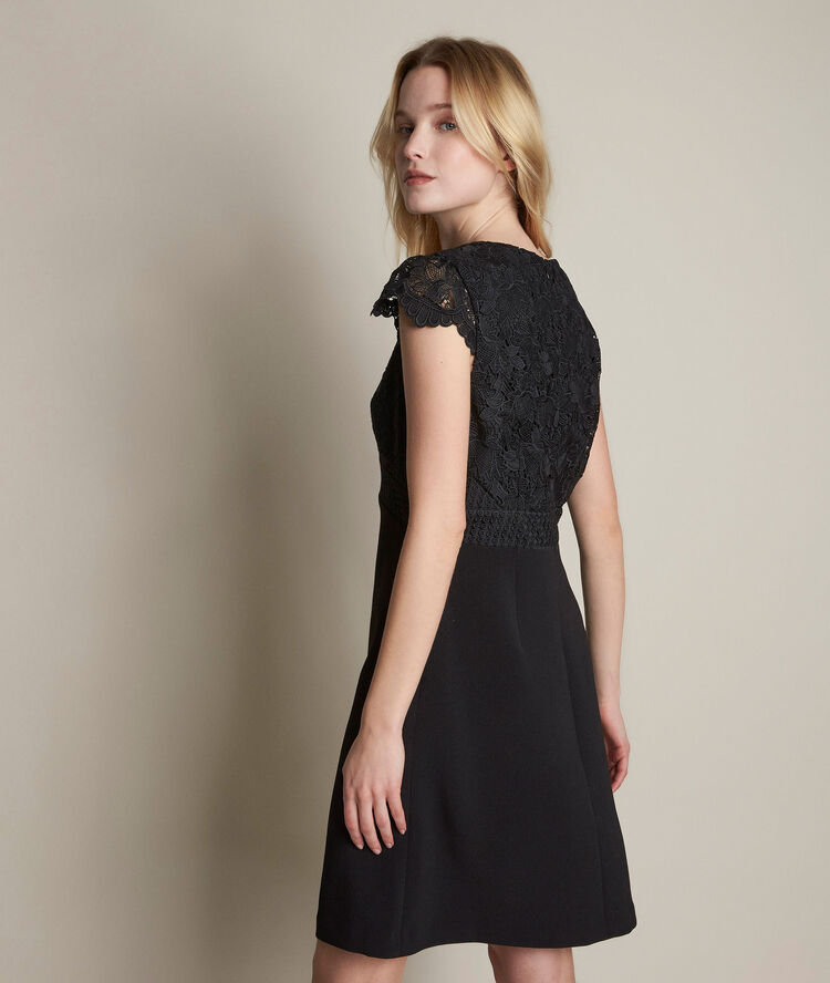 Ondine lace dress black.