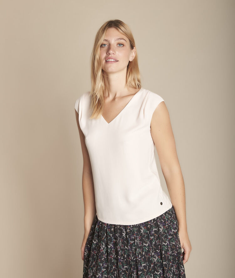 Neptune powder pink v-neck blouse pink sand.