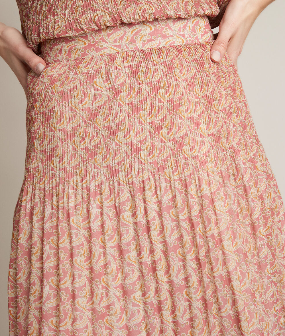 Belem printed pleated skirt cherry red.