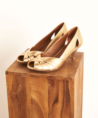 Calvin golden leather high heels  PhotoZ | 1-2-3