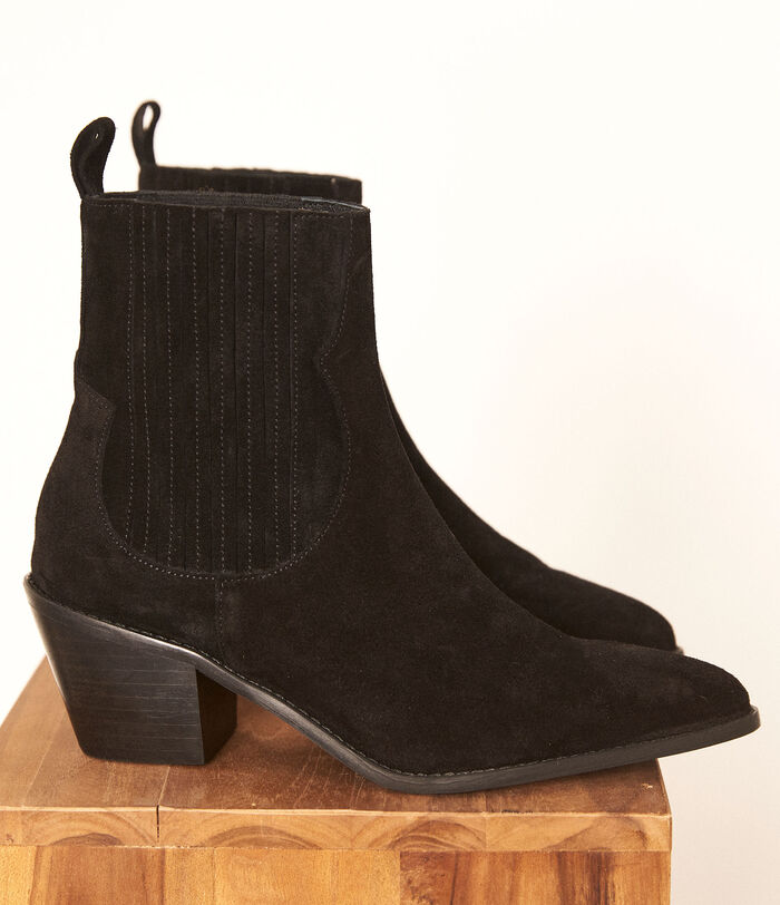 Habby black suede ankle boots