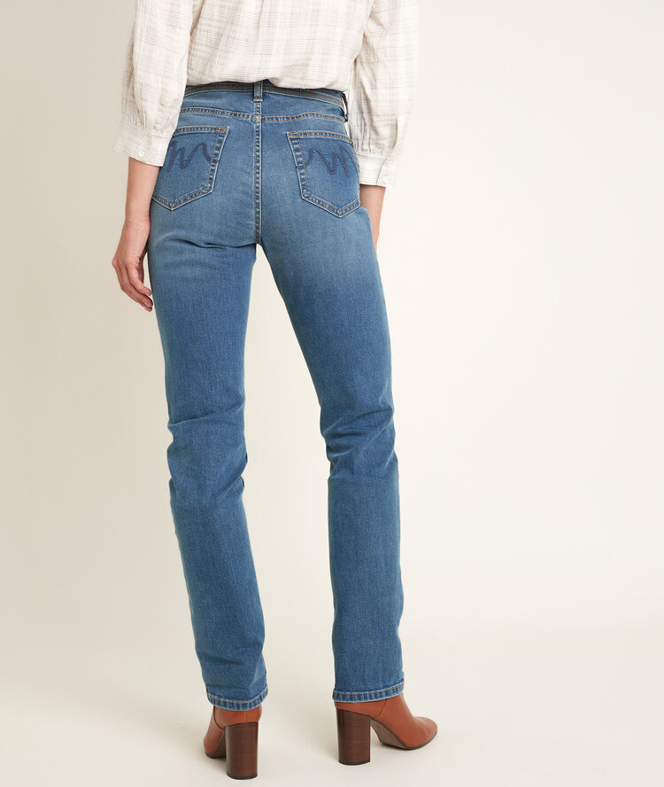 Sonia, the original 123 stone used straight-leg jeans light washed.