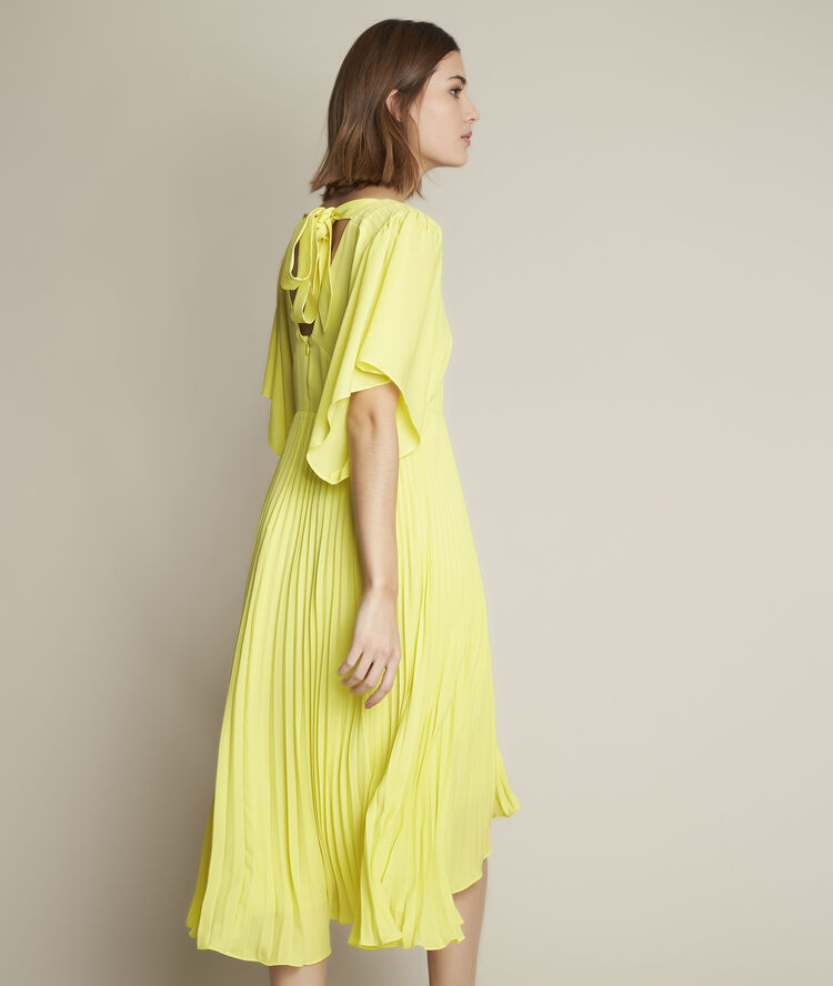 Hedwige yellow pleated dress lemon.