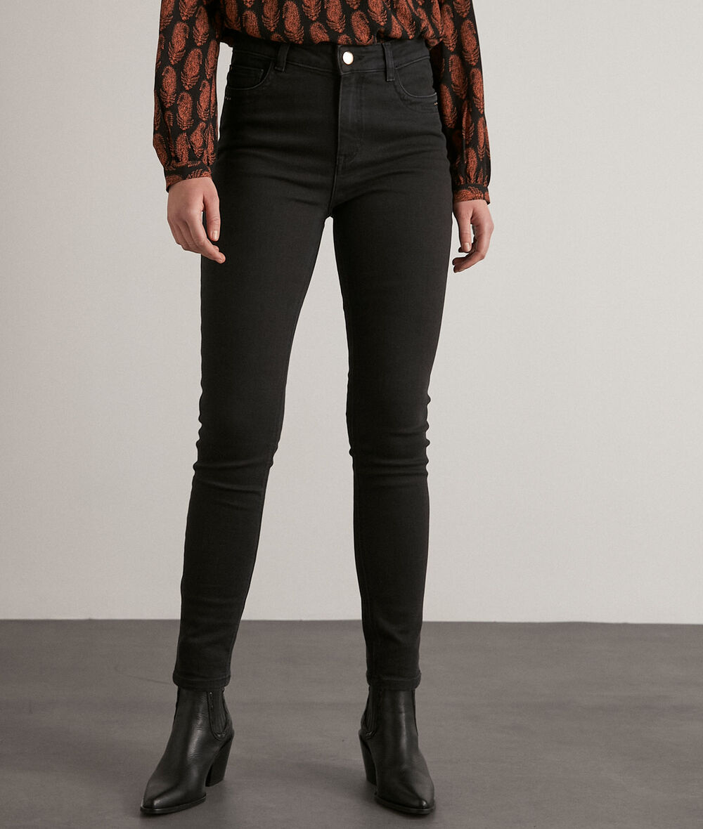 Suzy slim-fit jeans PhotoZ | 1-2-3
