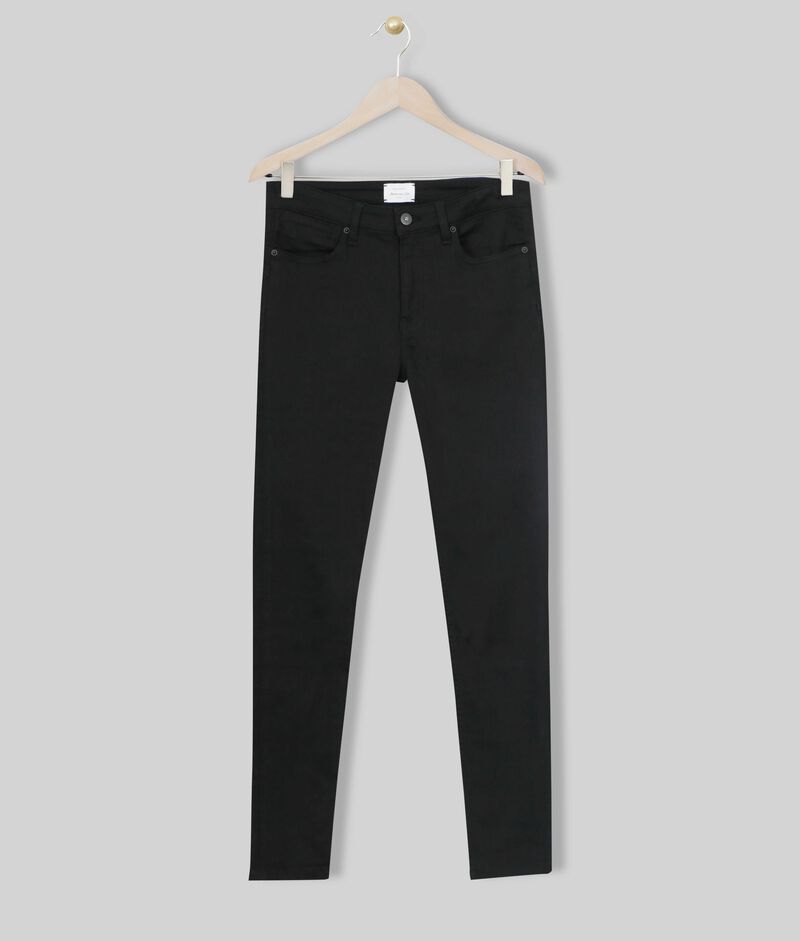 Sally, the audacious black skinny jeans black.