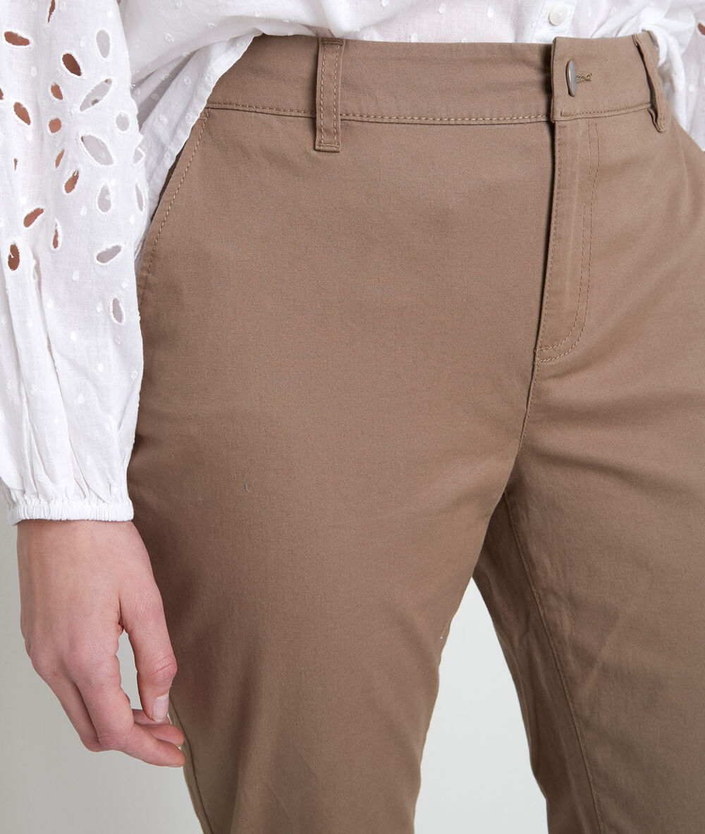 Francis beige chinos amande.