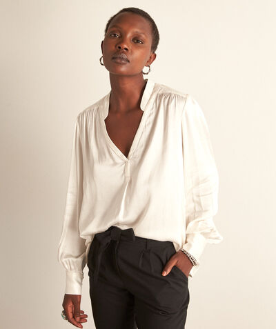 Chlea white satin-finish blouse PhotoZ | 1-2-3