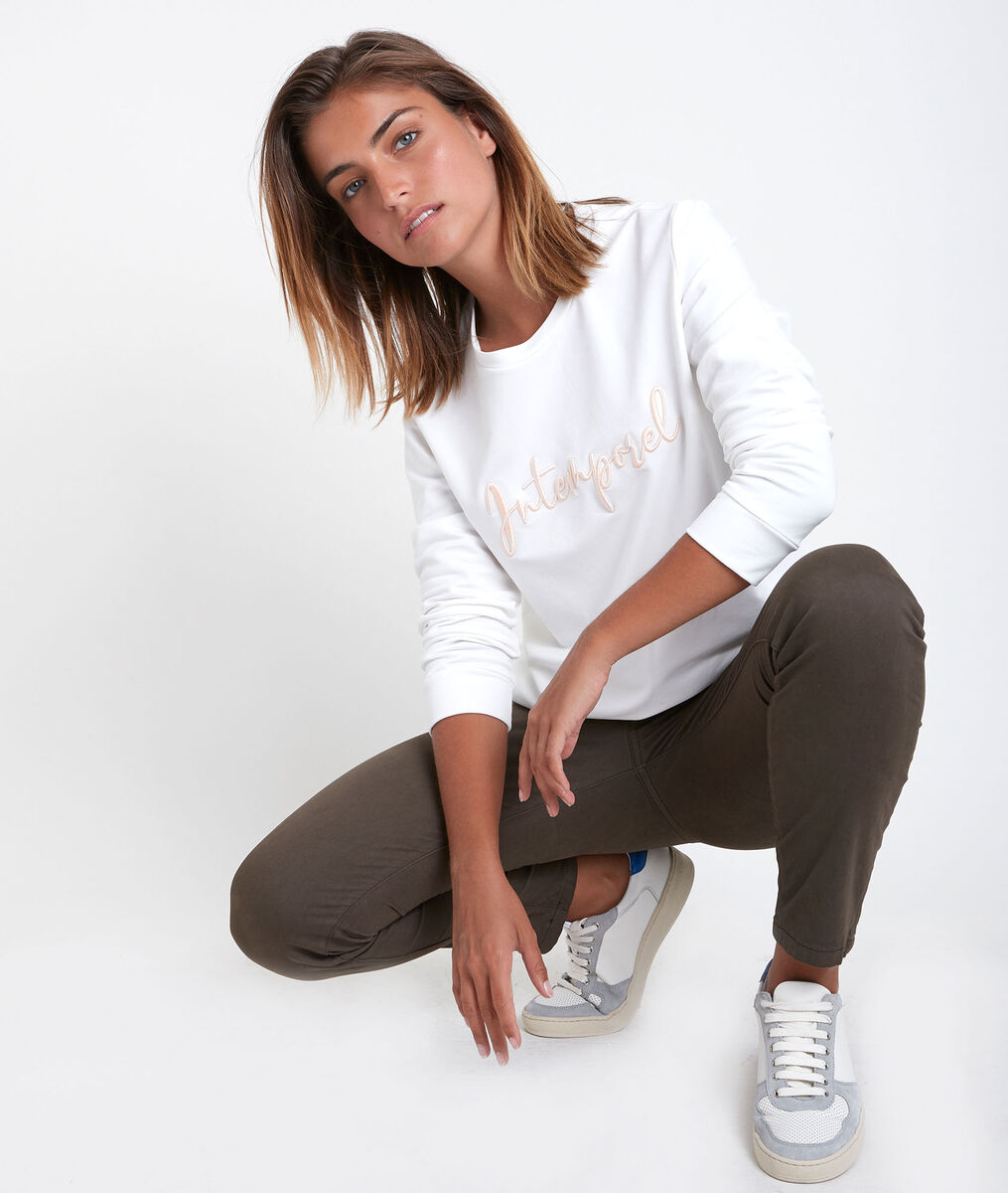 The iconic Sultan trousers: khaki slim-fit cotton satin jeans | 1-2-3 The iconic Sultan trousers: khaki slim-fit cotton satin jeans PhotoZ | 1-2-3