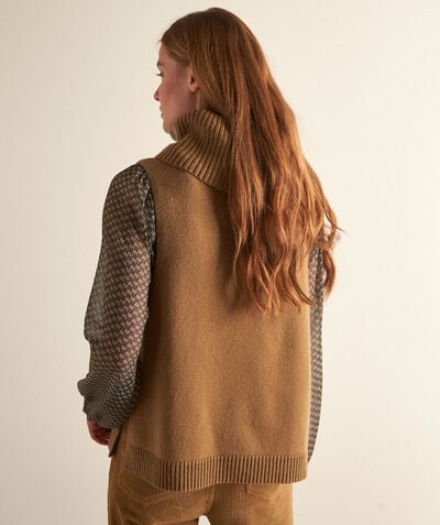 Barclay bronze sleeveless jumper in responsible wool PhotoZ | 1-2-3