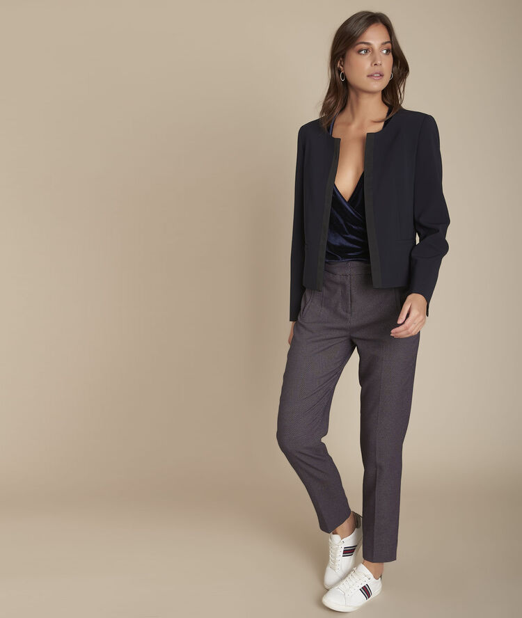 Crossover t-shirt in champagne velvet petrol blue.