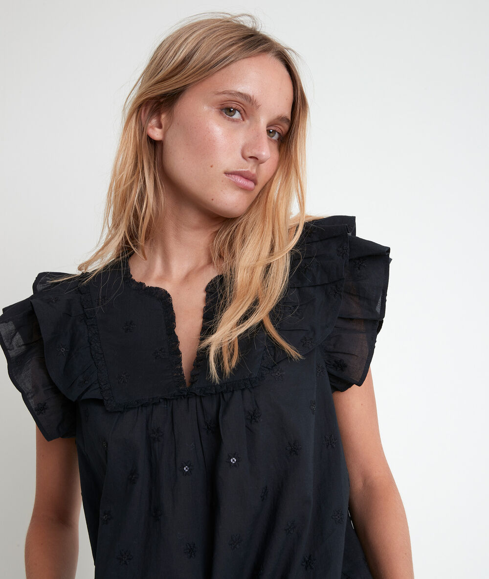 Tarin embroidered organic cotton blouse noir.