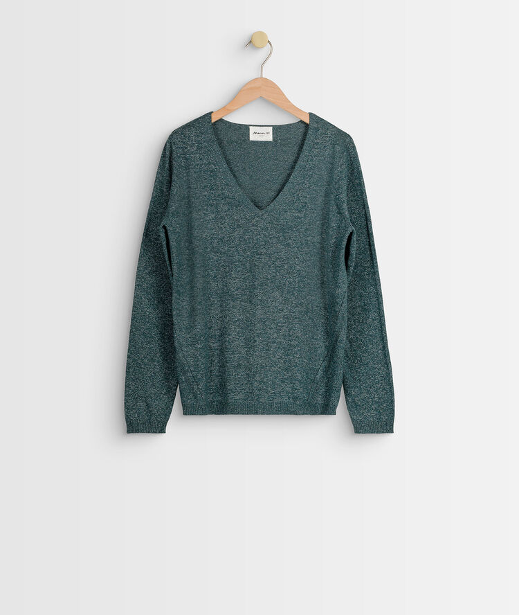Ryo sparkly, lightweight pullover.