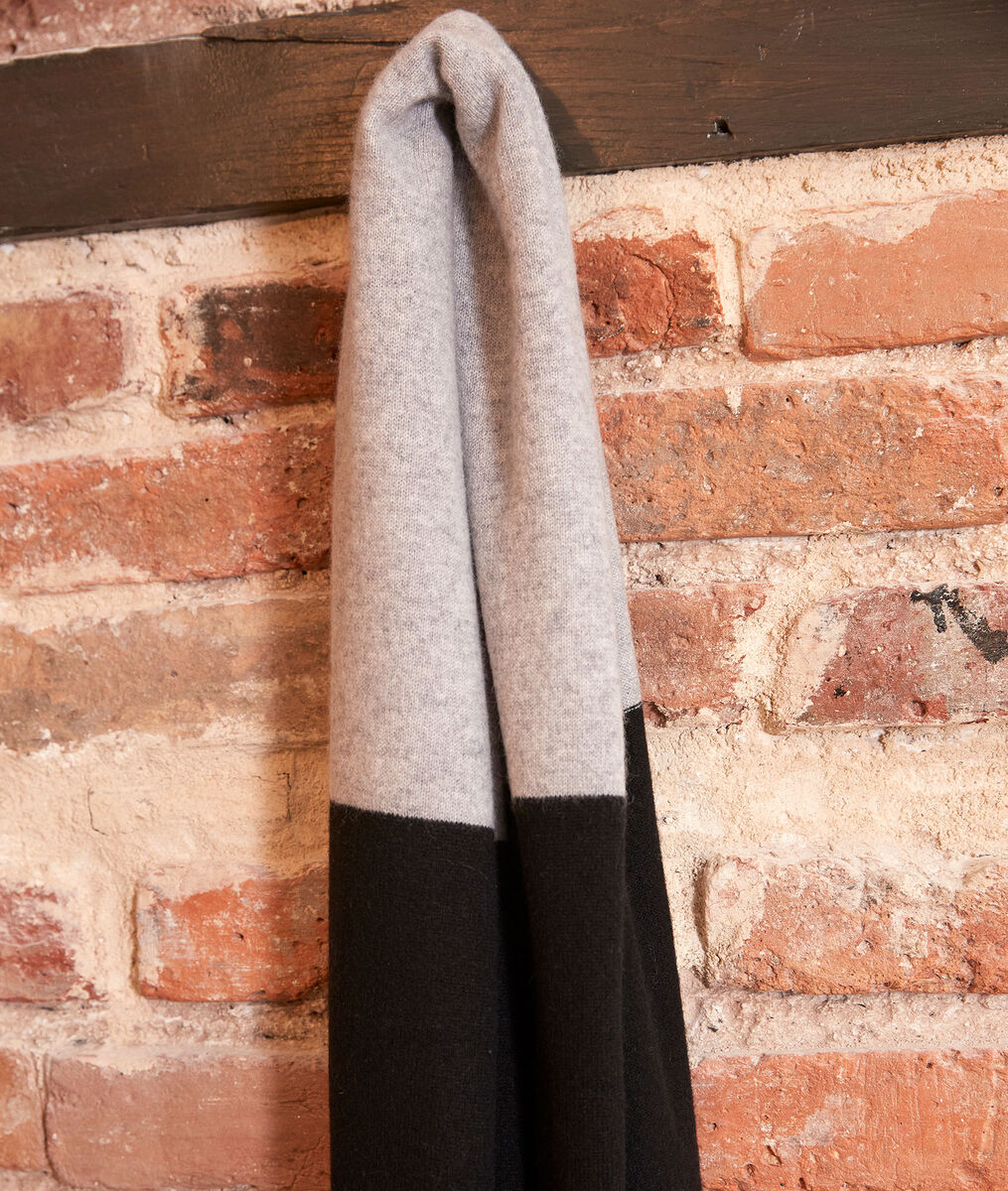 Hilary black cashmere scarf | 1-2-3 Hilary black cashmere scarf PhotoZ | 1-2-3