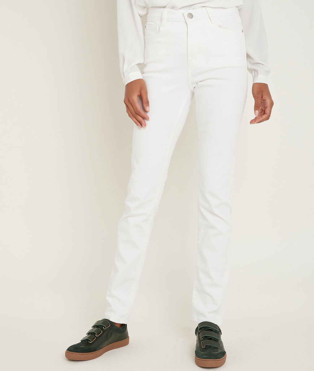 Suzy, the iconic white slim-fit slim jeans | 1-2-3 Suzy, the iconic white slim-fit slim jeans PhotoZ | 1-2-3