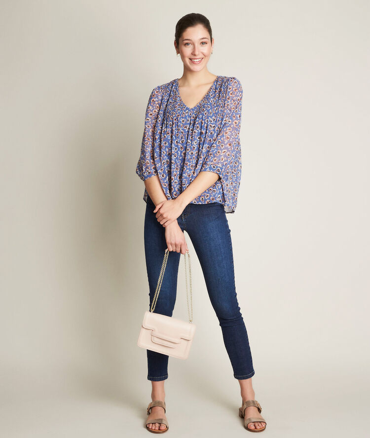 Avril, the iconic slim-fit stone used jeans used stone.