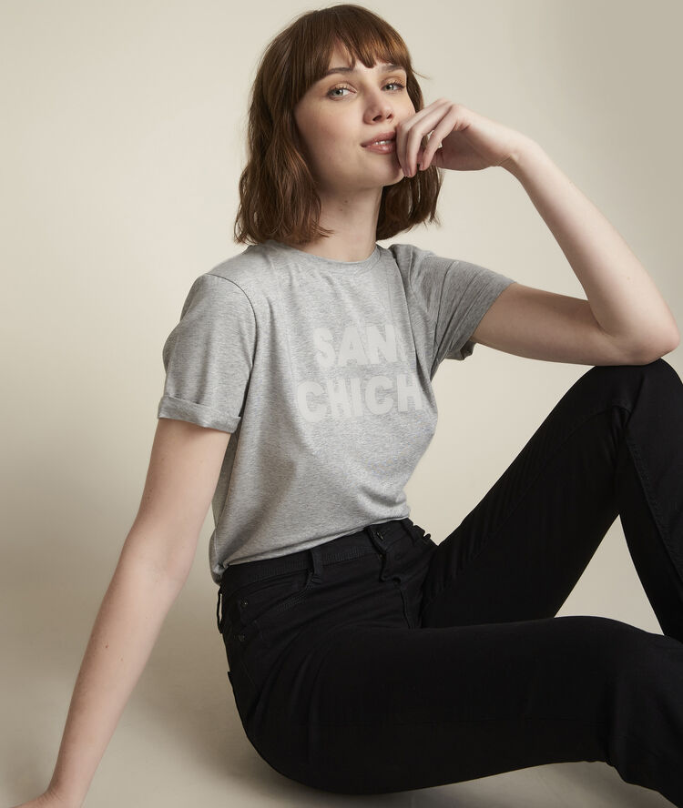 Rebelle slogan t-shirt cinnamon.