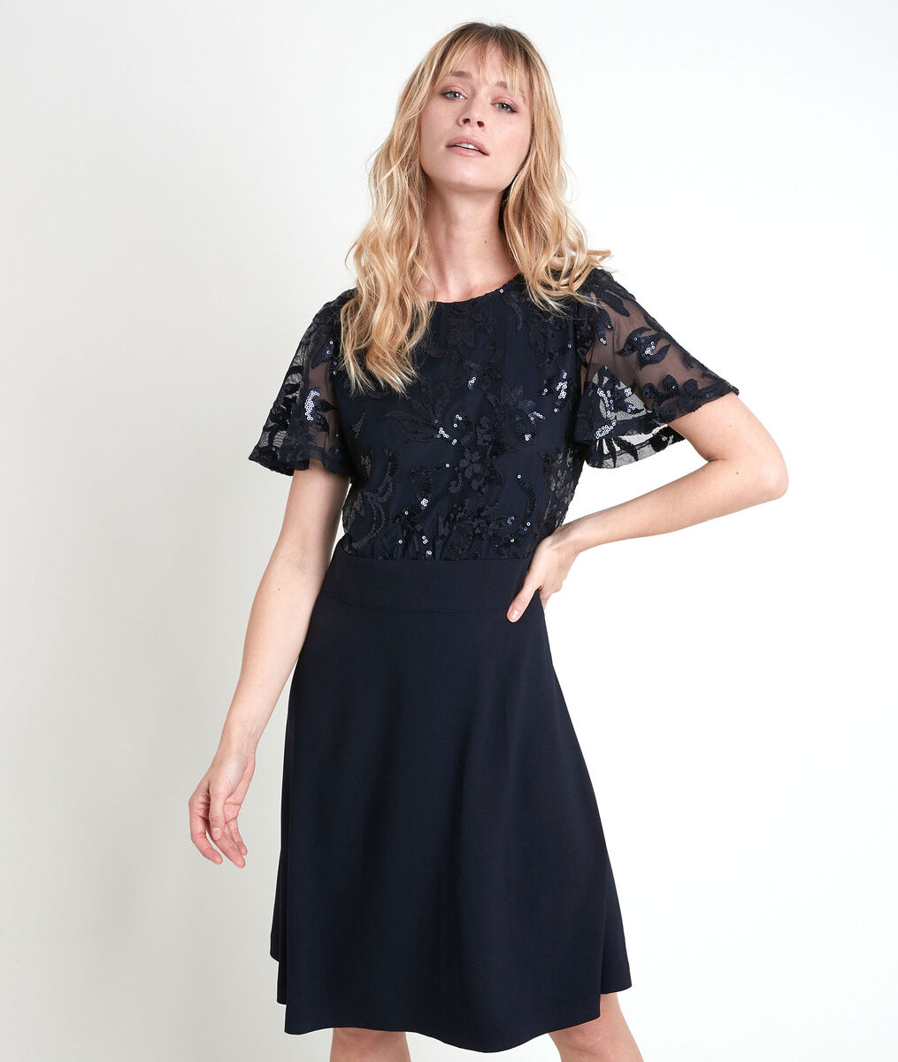 Constance fit and flare dress | 1-2-3 Constance fit and flare dress PhotoZ | 1-2-3