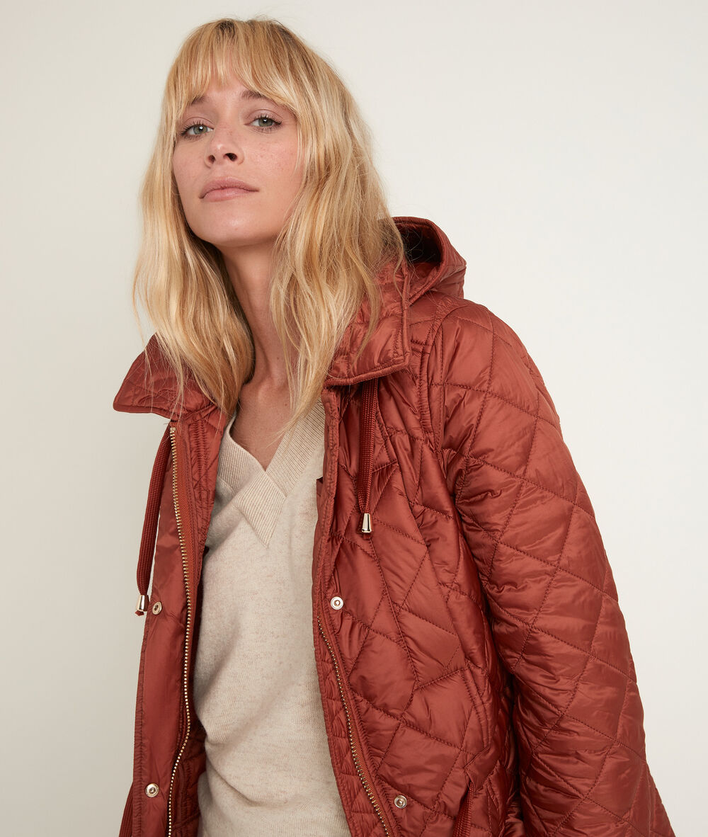 Bisuko hooded parka brique.
