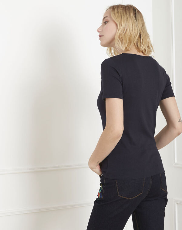 Basic navy t-shirt with lurex neckline navy.