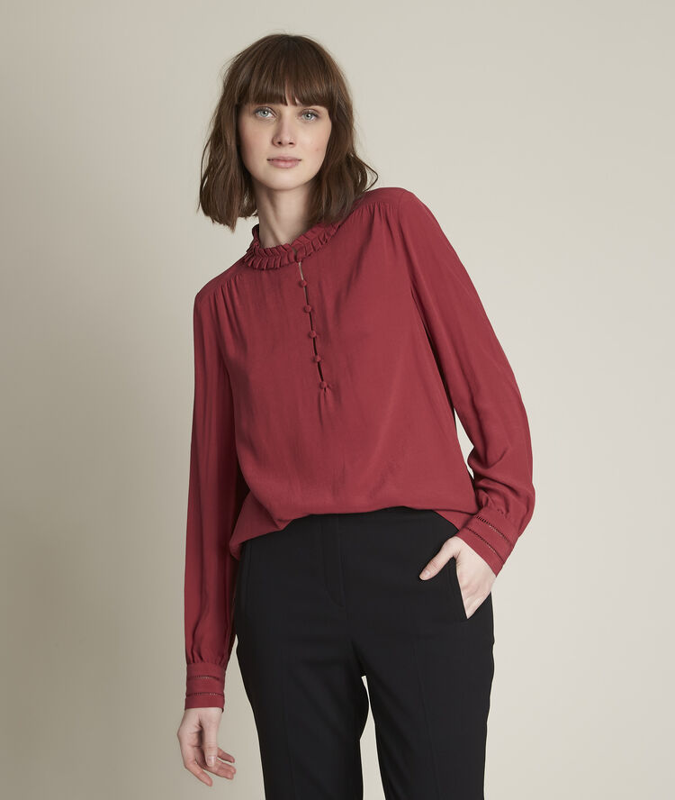 Elorine blouse with pleated collar peach.