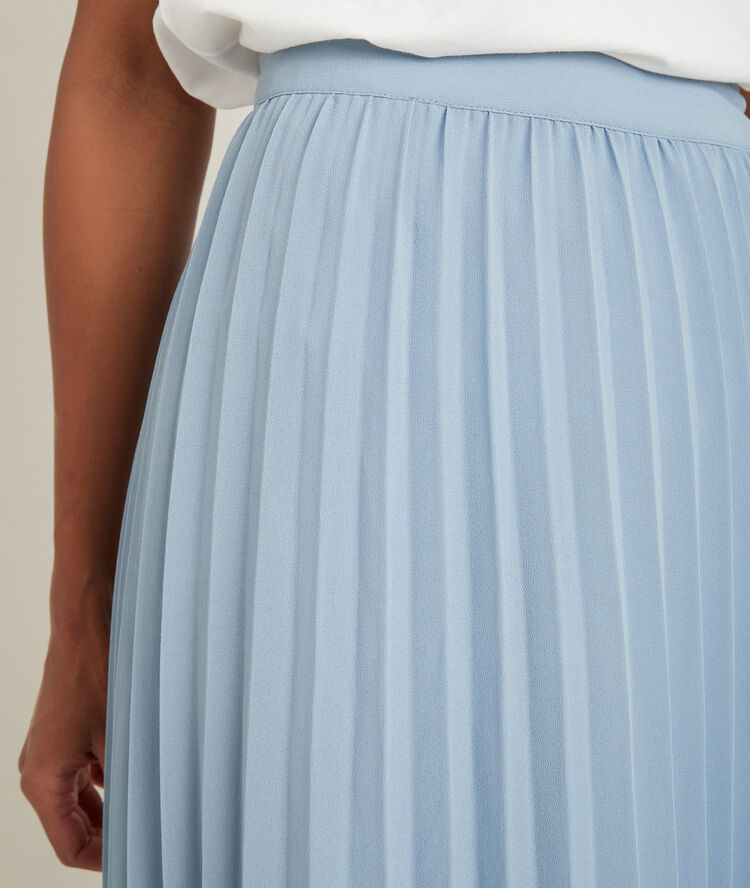 Greta sky blue pleated skirt bleu ciel.