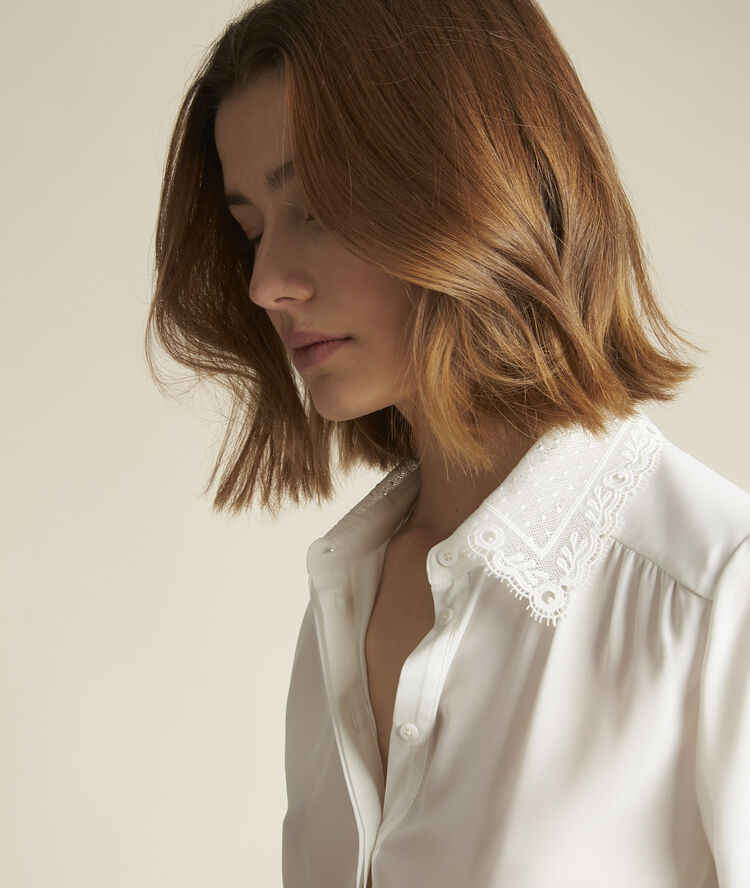Elina shirt with decorative collar ecru.