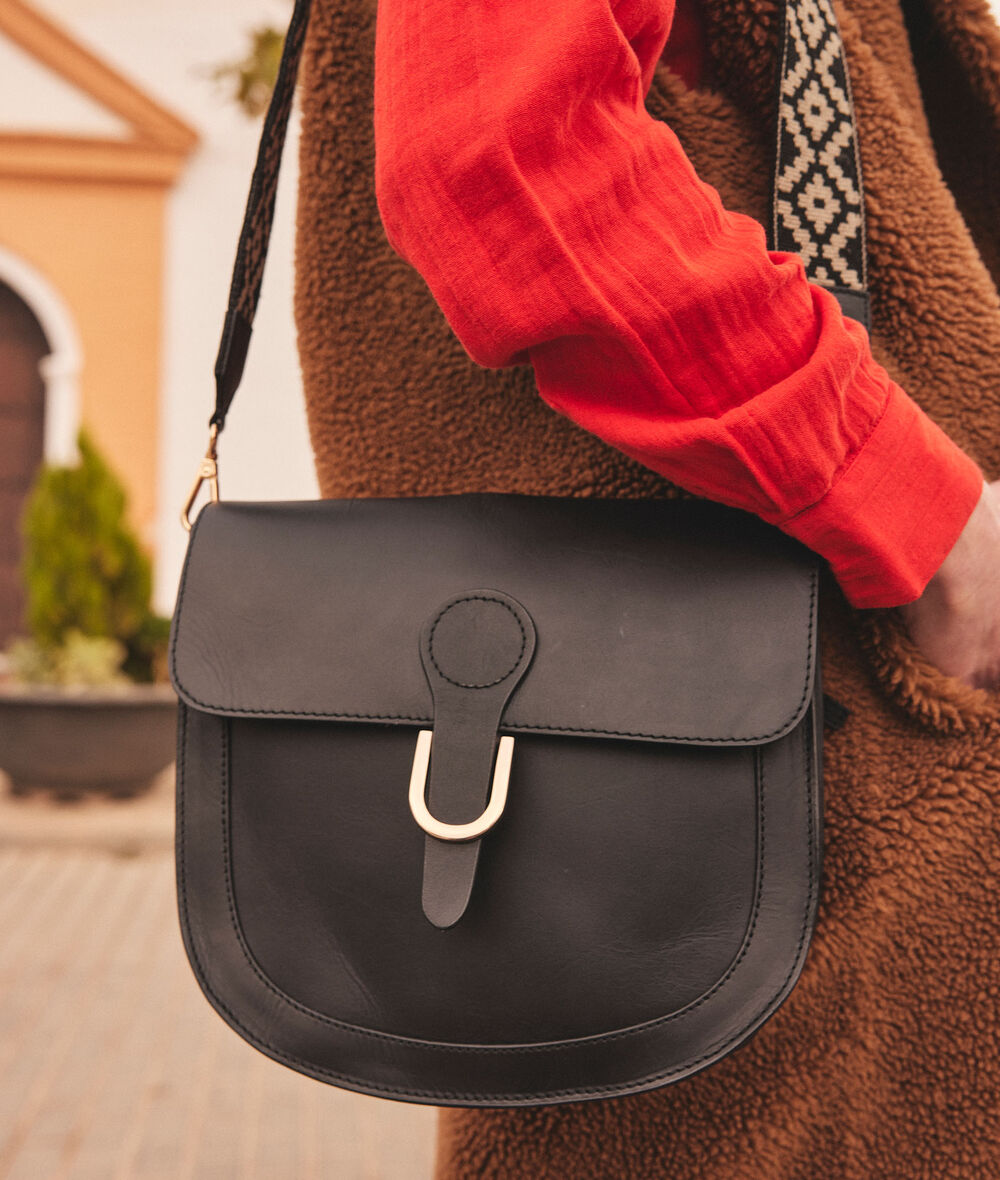 Flore black leather messenger bag PhotoZ | 1-2-3