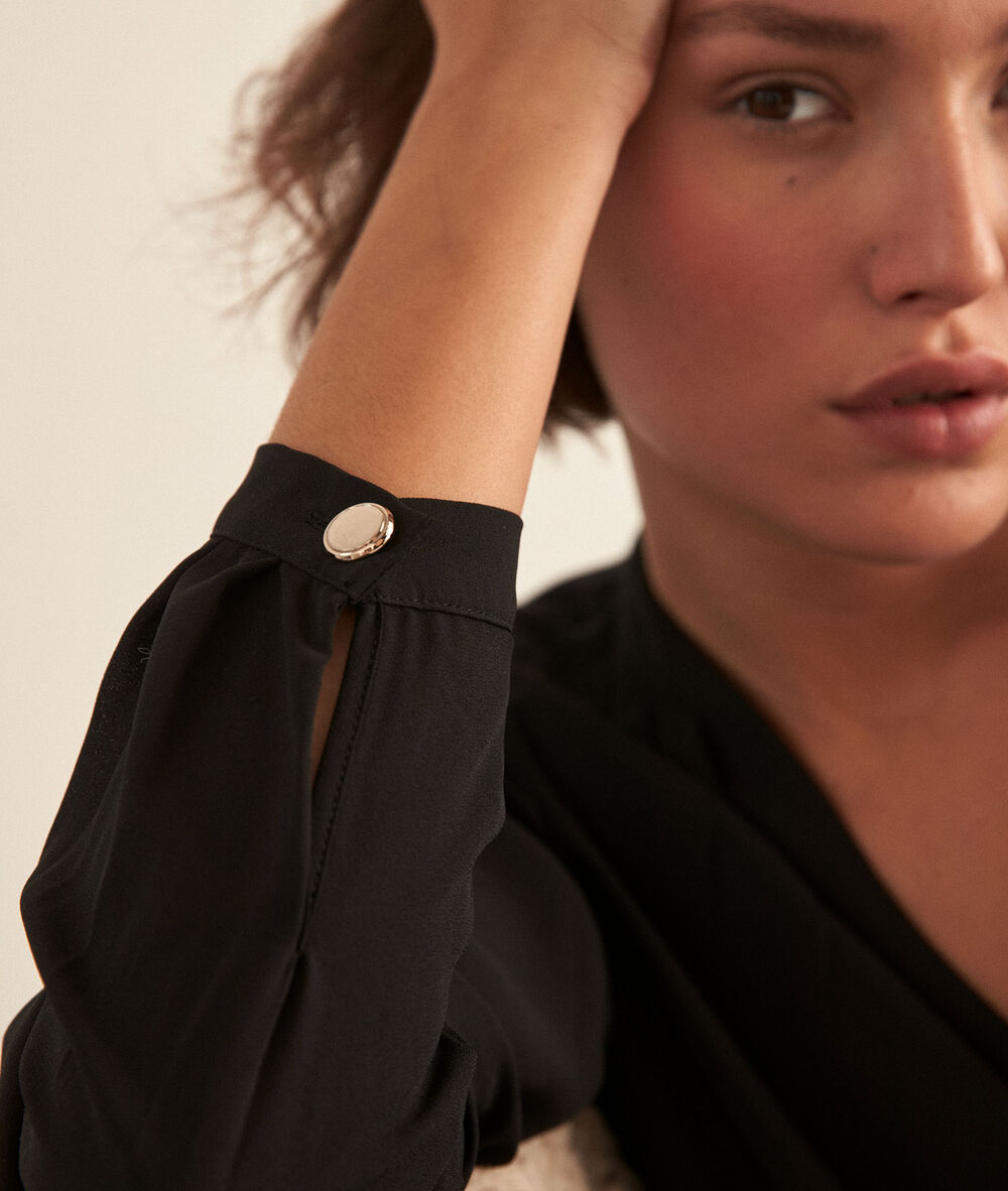 Davina black two-fabric blouse noir.