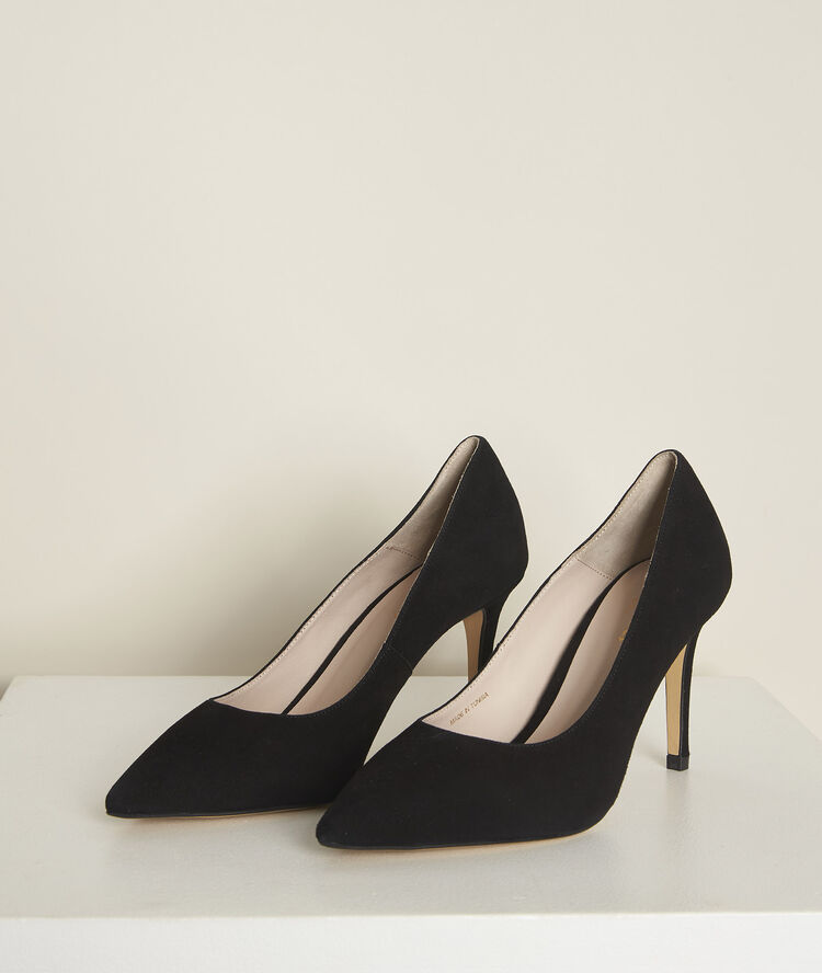 Kelly suede high heels black.