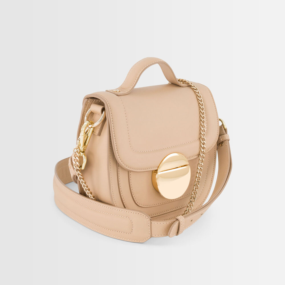 Number 8 in powder pink poudre.