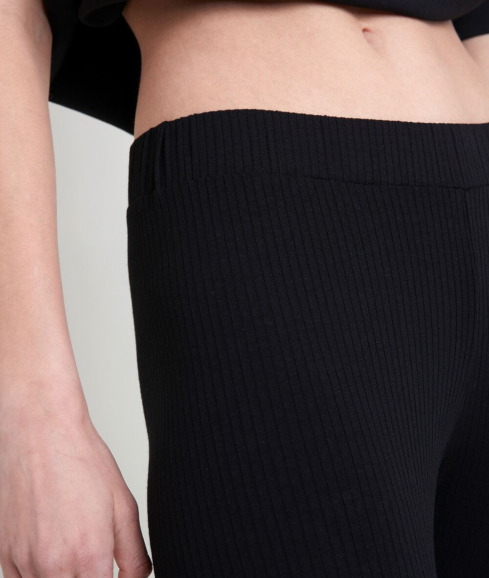 Izzy black joggers noir.