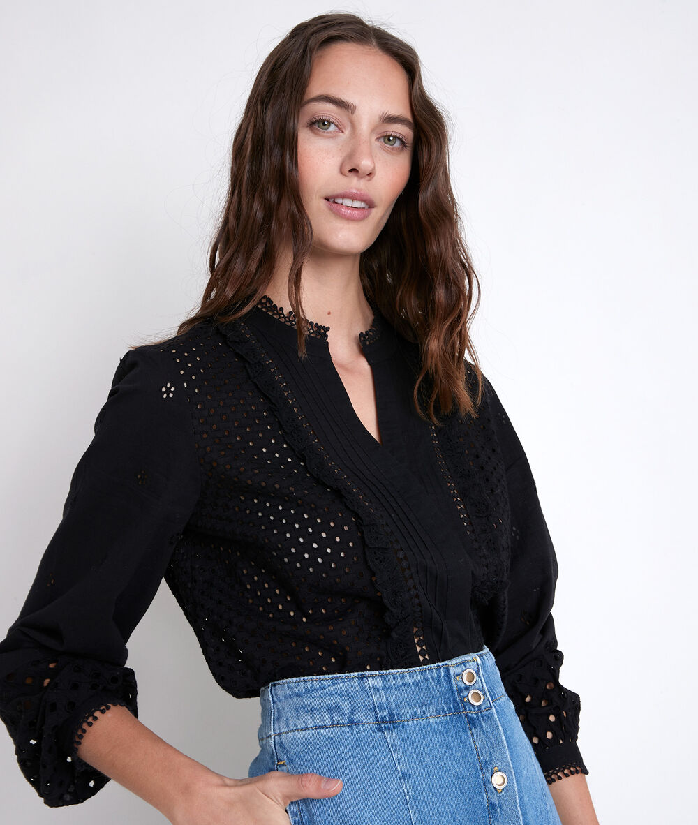 Tessali embroidered black blouse noir.