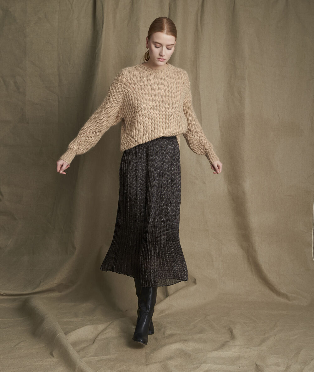 Bulle pleated maxi skirt black.