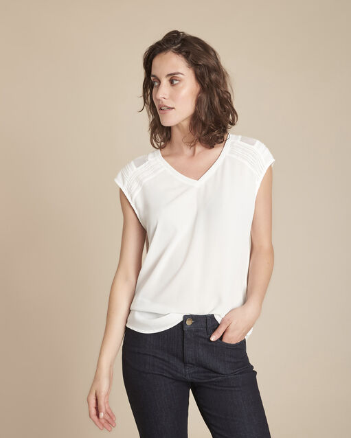 Maelia ecru lace dual-fabric top (2) - Maison 123