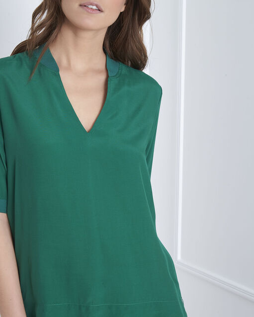 Virginie meadow green v-neck flowing blouse emerald.