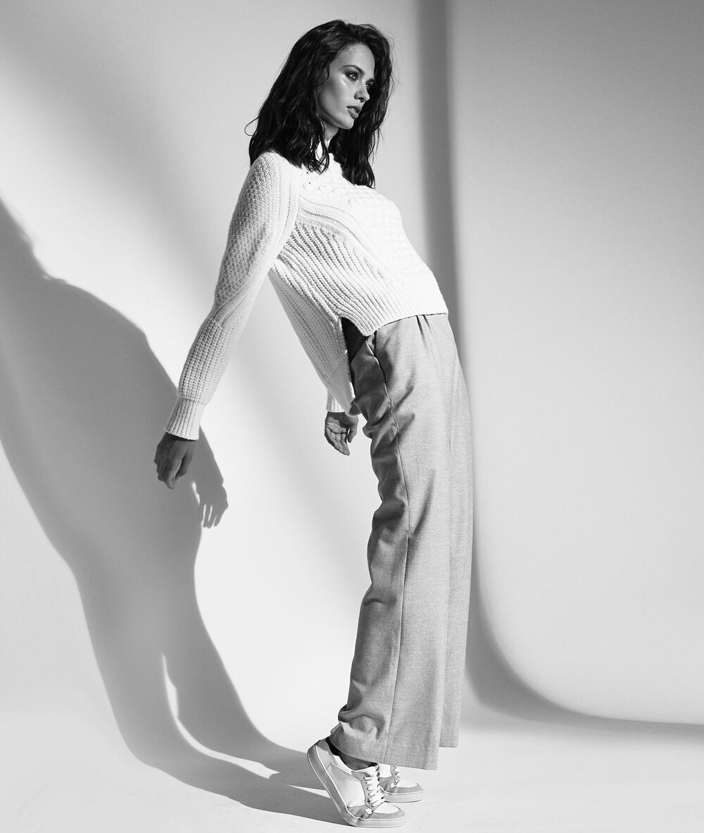 Marcel beige pleated wide-legged trousers beige.