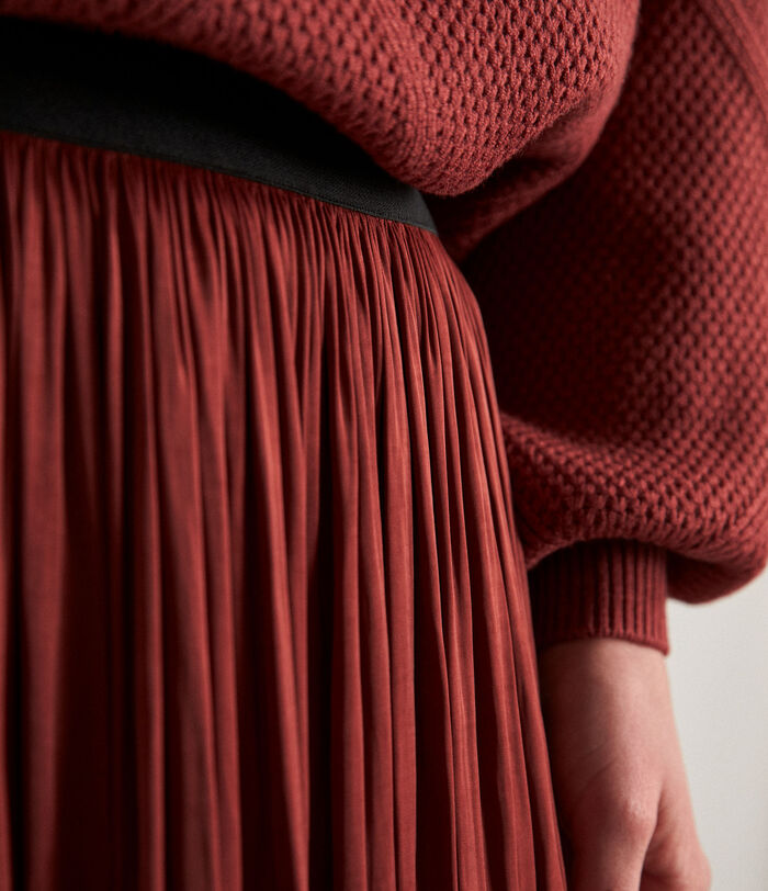 Kim terracotta pleated maxi skirt PhotoZ | 1-2-3