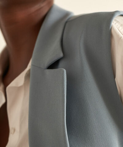 Celadon sleeveless suit jacket Ava PhotoZ | 1-2-3
