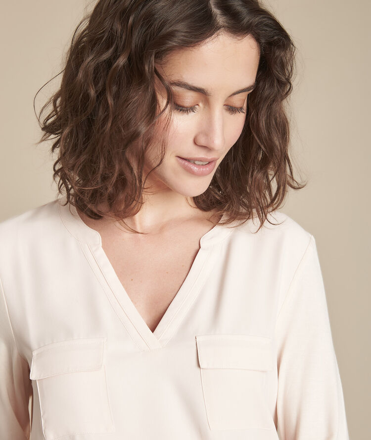 Genna powder pink v-neck dual-fabric blouse pink sand.