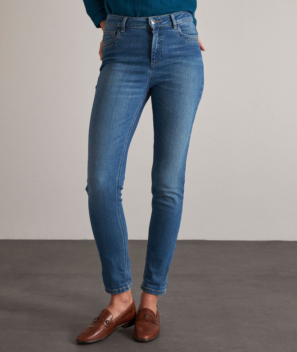 Suzy, the Iconic slim-fit stone used jeans | 1-2-3 Suzy, the Iconic slim-fit stone used jeans PhotoZ | 1-2-3