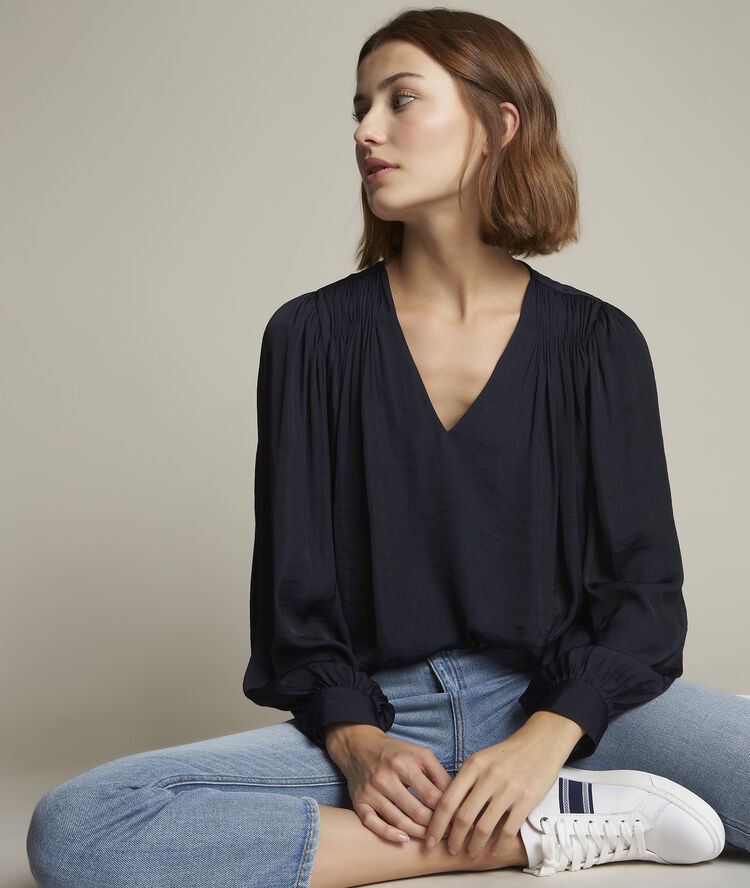Elvera floaty navy blue blouse navy blue.