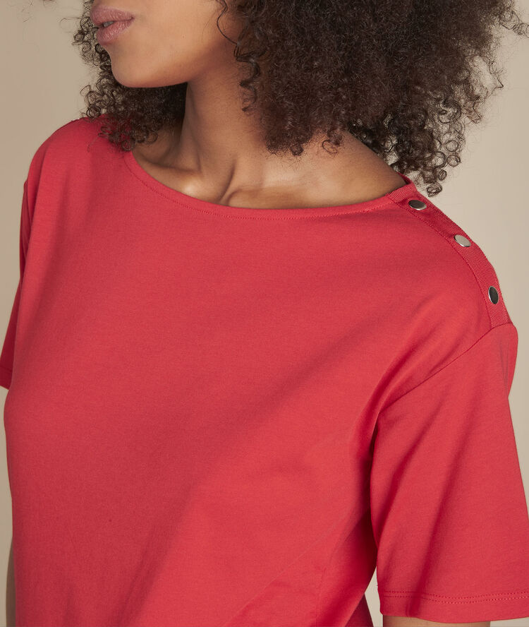 Calvi red boat neck t-shirt red.