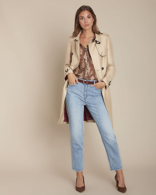 Quelynn havana brown double-breasted trench camel.