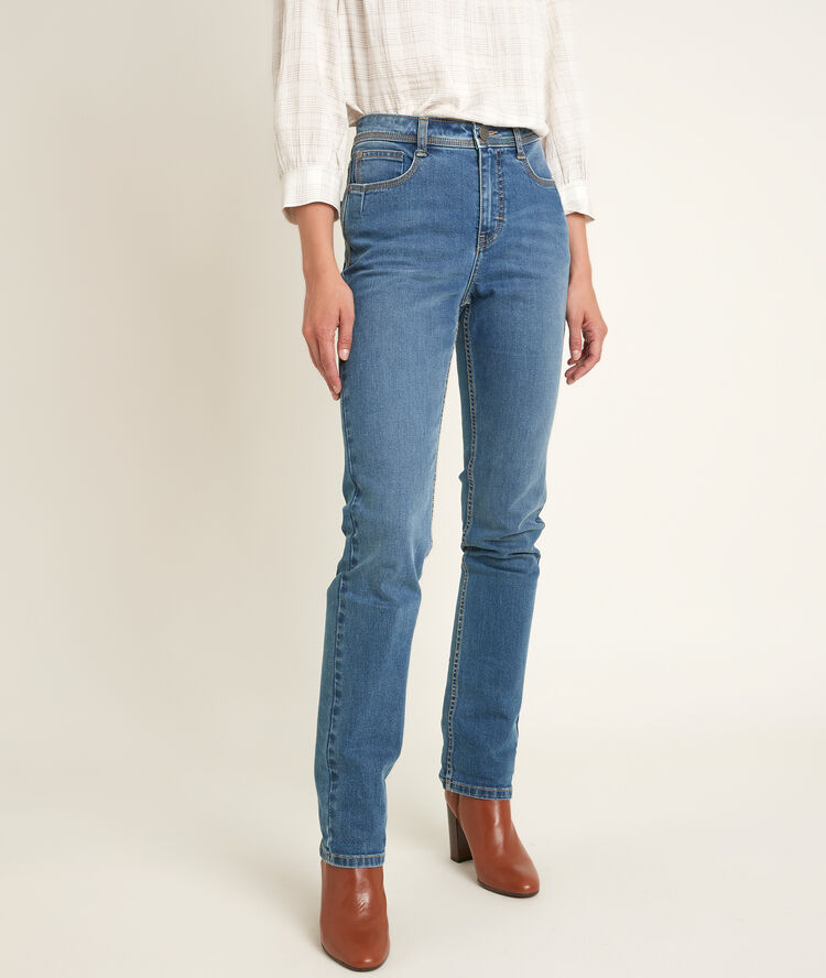 Sonia, the original 123 stone used straight-leg jeans used stone.