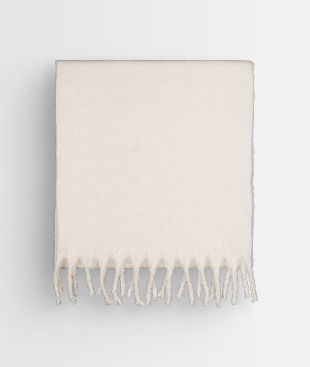Hama thick chalk-coloured scarf | 1-2-3 Hama thick chalk-coloured scarf PhotoZ | 1-2-3