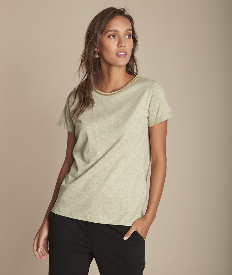 Clara chalk lurex neckline t-shirt corn.