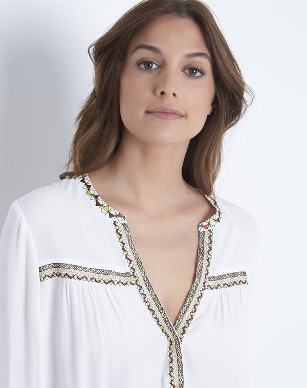 Violette ethnic embroidered beige blouse ecru.