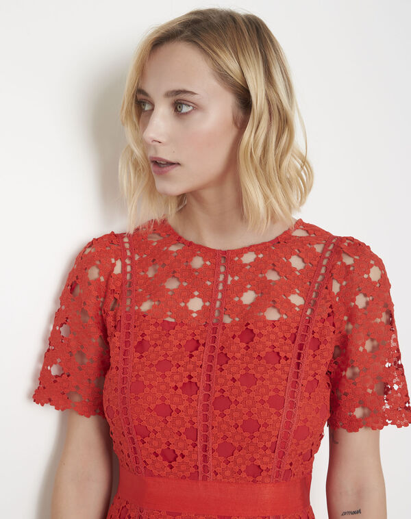 Heaven red lace dress geranium.