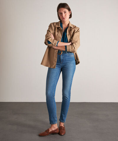 Suzy stonewashed slim-fit blue jeans PhotoZ | 1-2-3