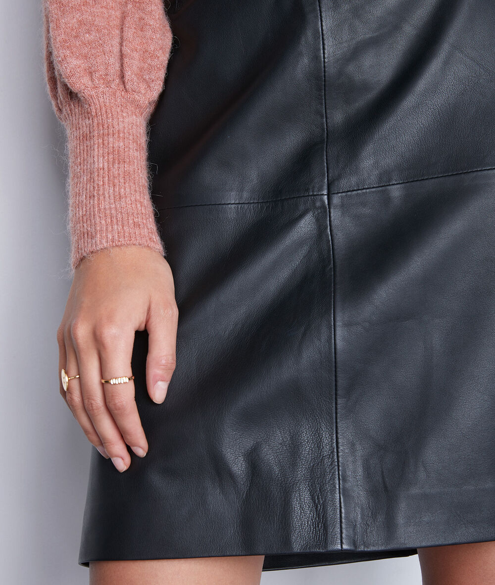 Bossa leather skirt black.